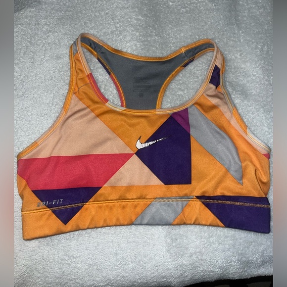 Nike Sports Bra - Picture 1 of 3